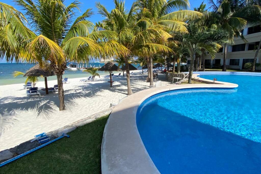 Oceanfront Condo Bm By Andiani Cancun Luaran gambar