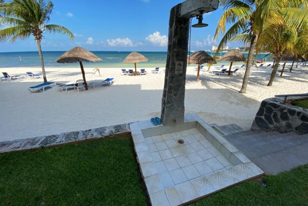Oceanfront Condo Bm By Andiani Cancun Luaran gambar